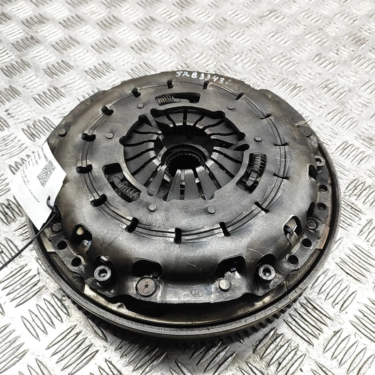 BMW 1 E87 Clutch Kit 124041310 2.0 Diesel 150kw 2009 32995381