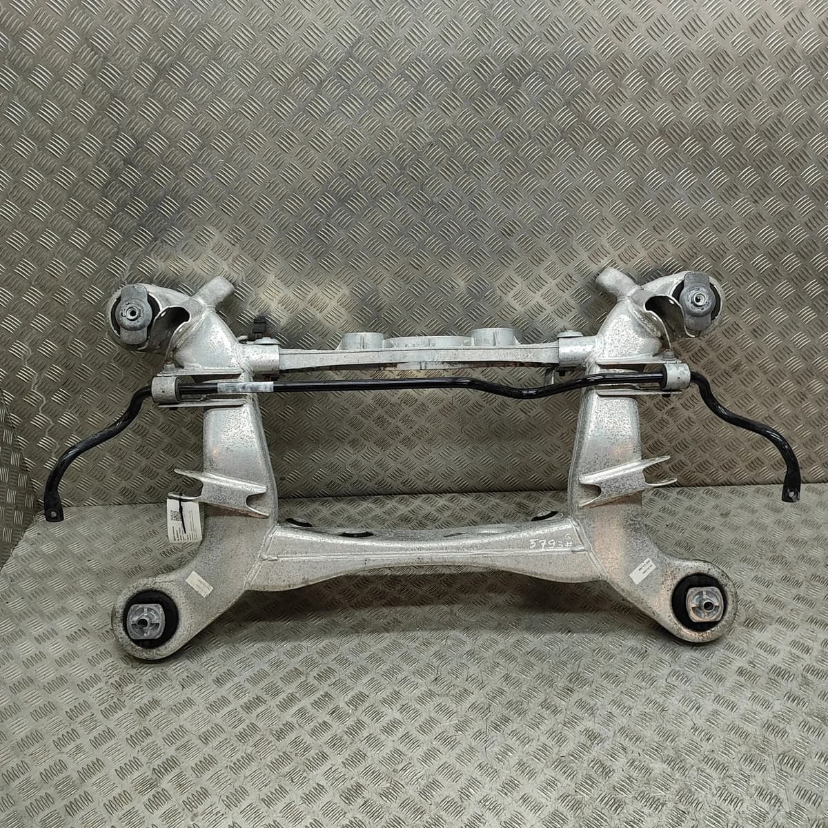 MERCEDES-BENZ S W222, V222, X222 Rear Subframe A2213520206 3.0 Diesel 32998472