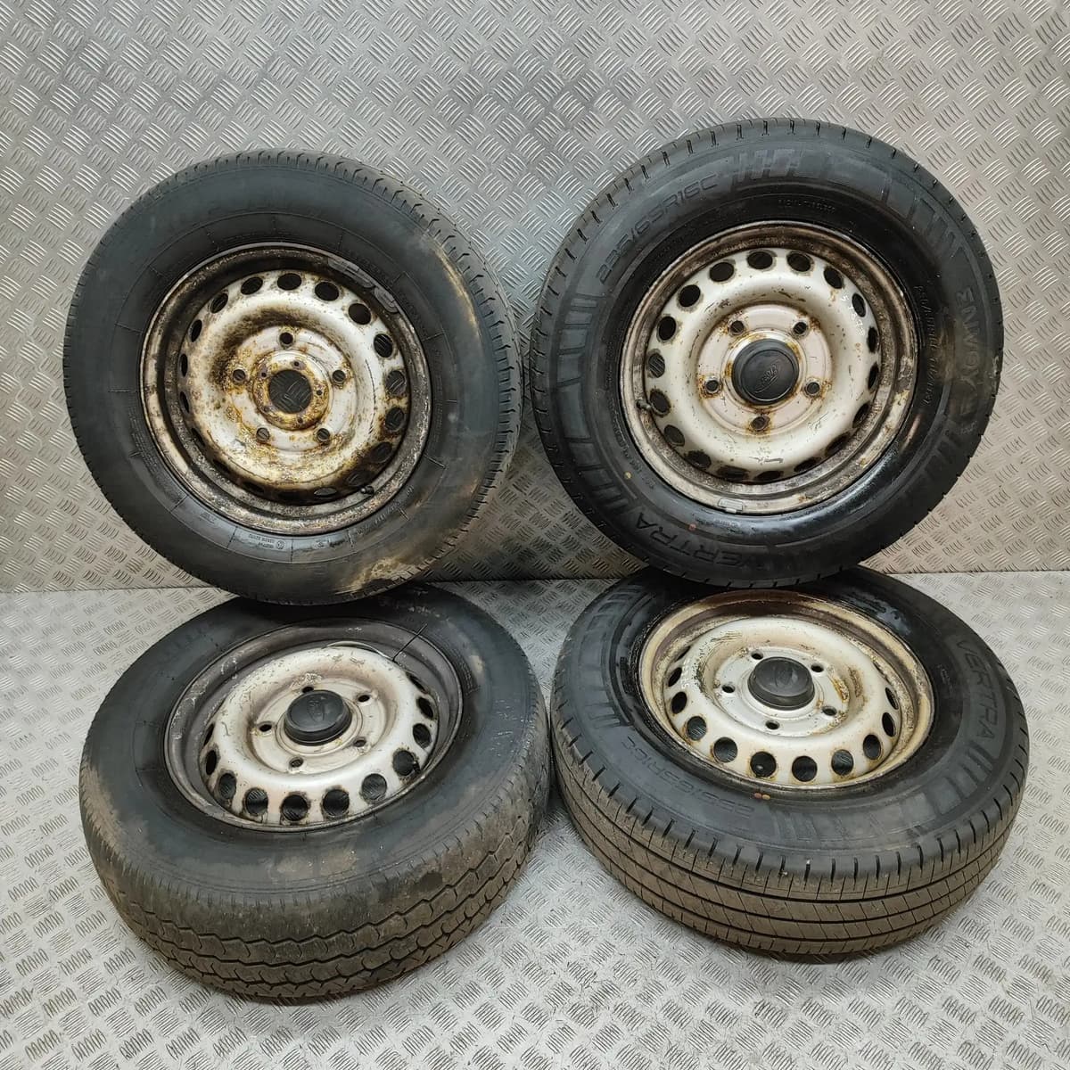 FORD TRANSIT Furgon Alloy Wheel Set BK21-1007-FB 2.0 Diesel 96kw 2018 33008657
