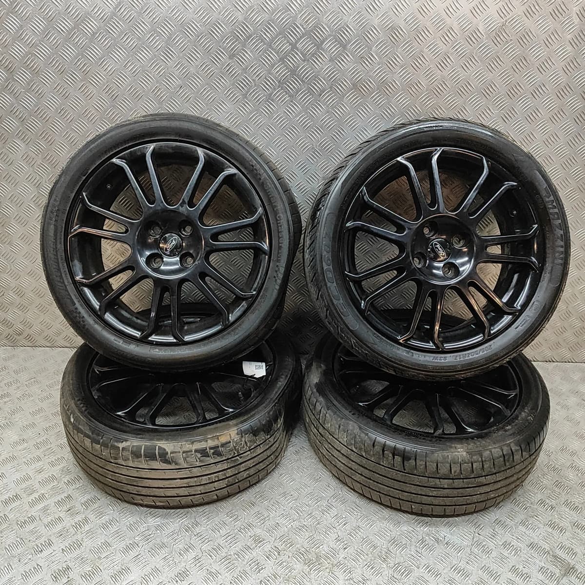Ford ECOSPORT B515 Alloy Wheel Set DN1C-1007-EA 1.0 103kw 2016 33012677 R17