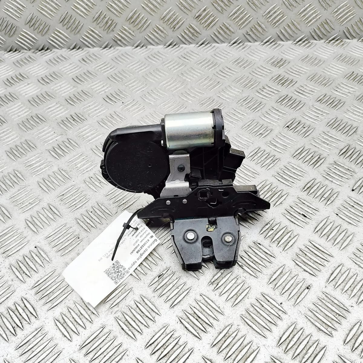 CADILLAC ESCALADE MK4 Tailgate Boot Lock 13542450 6.2 Petrol 313kw 2019 33022708