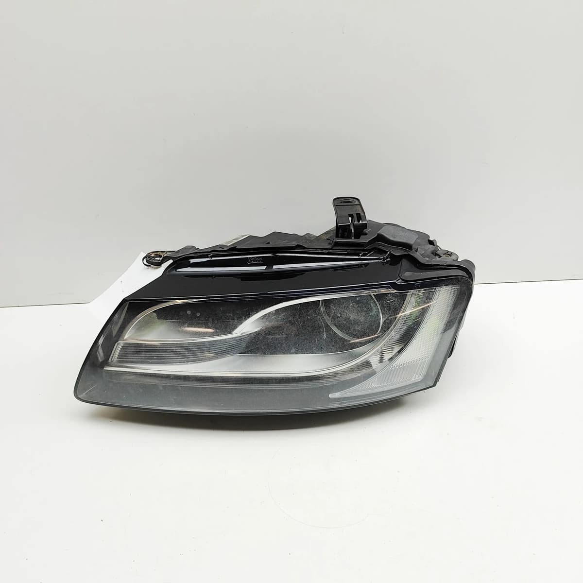 AUDI A5 8T3 Front Left Headlight 8T0941003AP 4.2 Petrol 331kw 2011 33040896