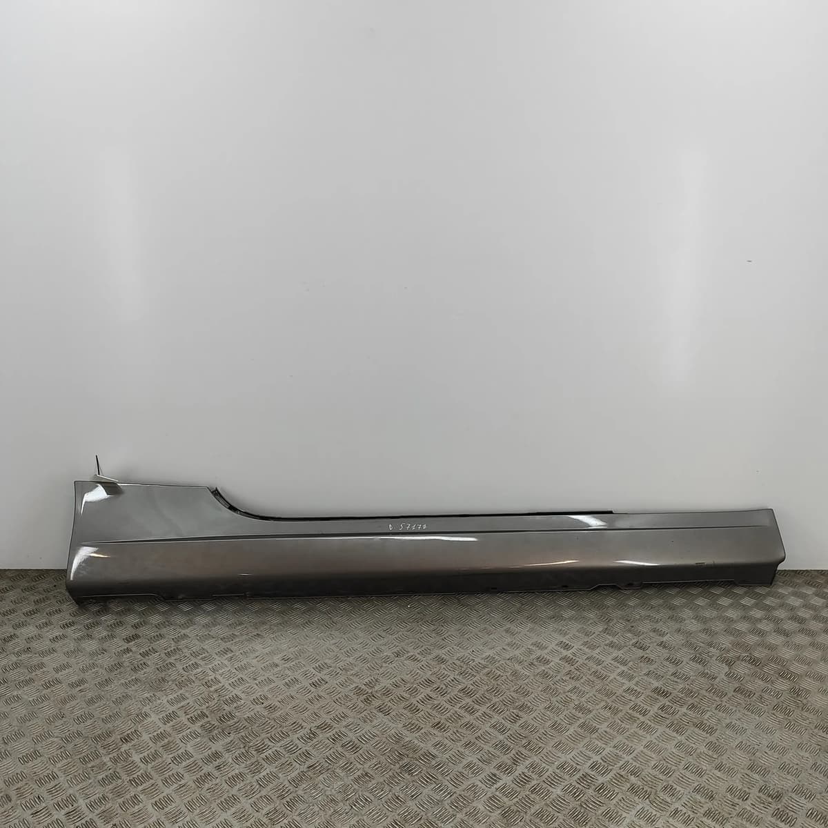 JAGUAR XK Coupe X150 Right Side Plastic Sideskirt Cover 6W83-10154-A 2013