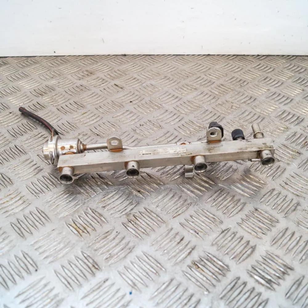 Opel Vauxhall Mokka Fuel Rail 55577580 0280151267 2013 1.4 Petrol 103KW