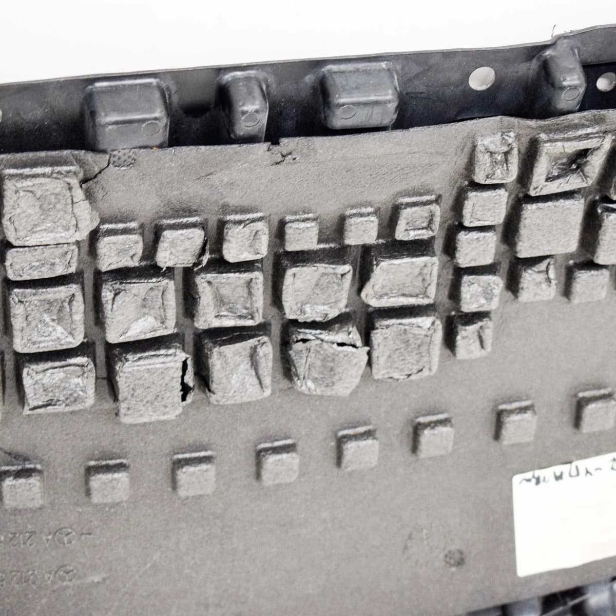 MERCEDES-BENZ E W212 2013 Engine Cover A2125200223