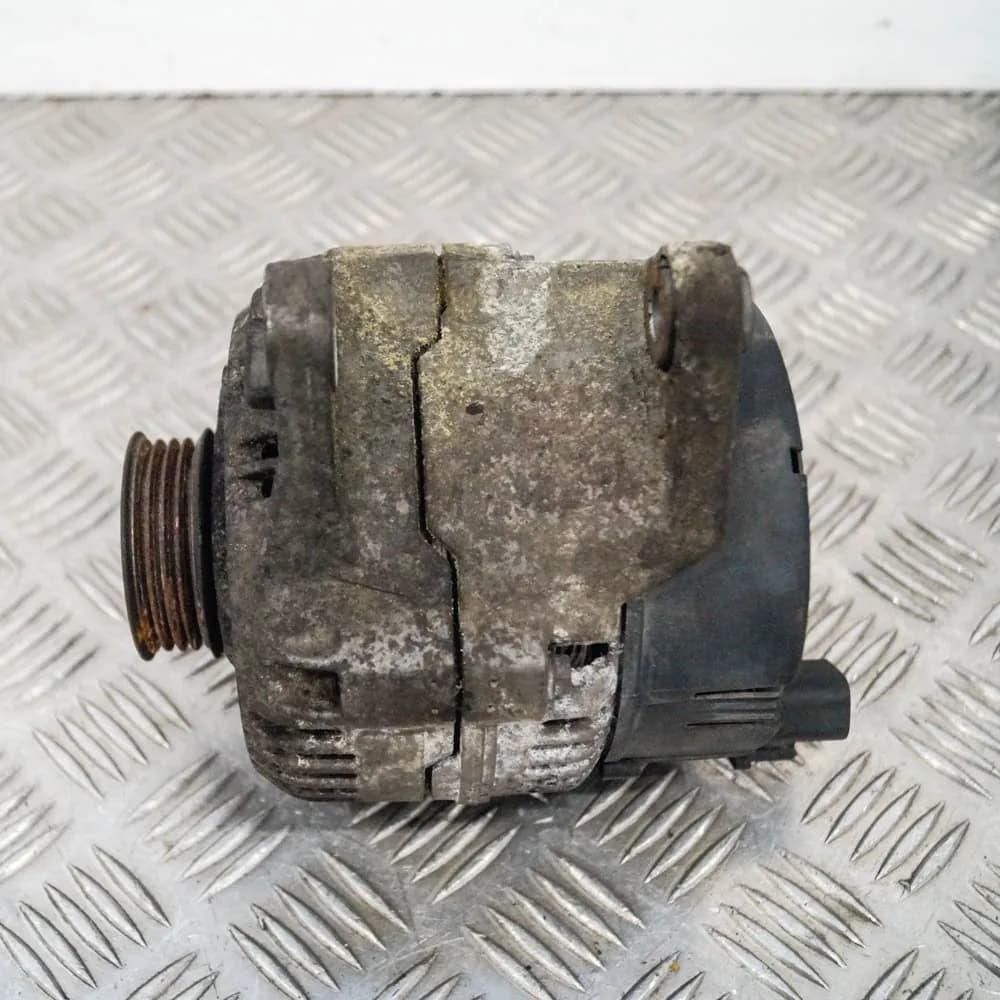 MITSUBISHI CARISMA DA Alternator 0123315017 MD327550 2000 1.6 Petrol 66 KW