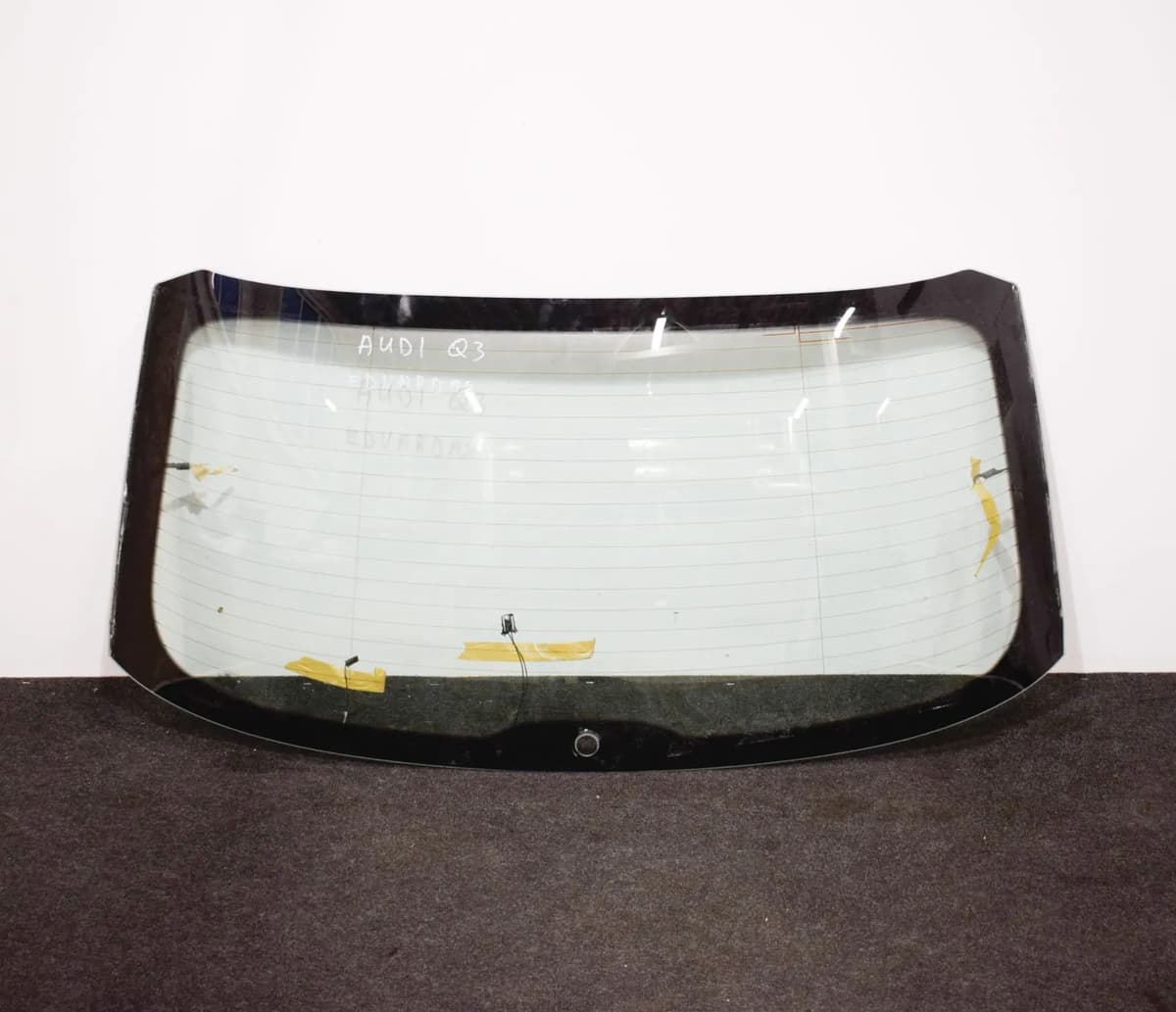 AUDI Q3 8U 2011 Rear Window Glass