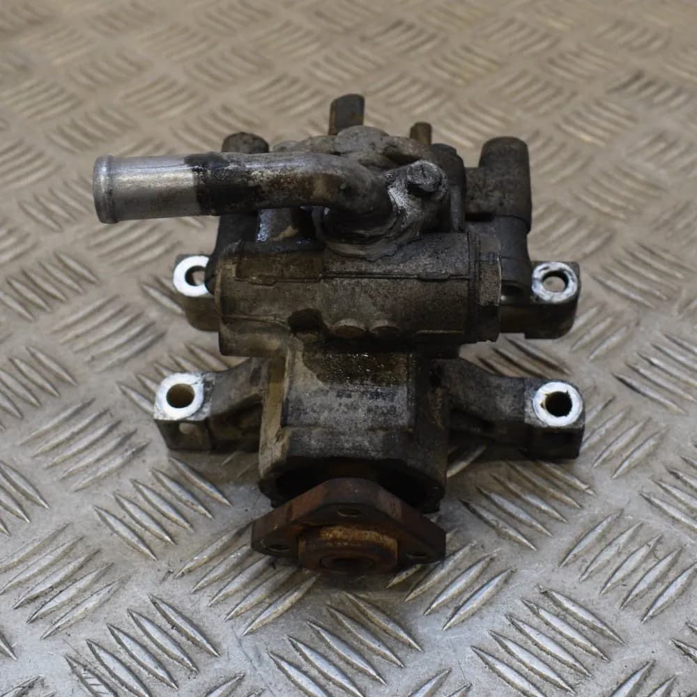 Peugeot Boxer MK3 Power Steering Pump  	6C11-8A674-AB 2.2 HDI 74KW 2010