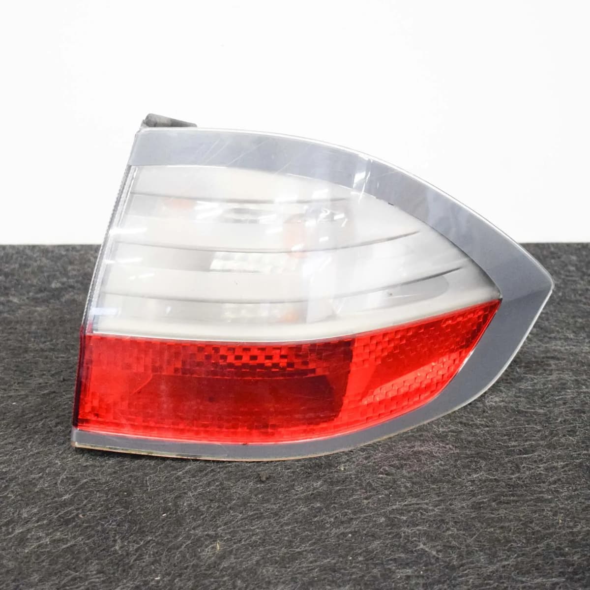 FORD S-MAX MK1 Rear Right Taillight 6M21-13405-AJ 2007
