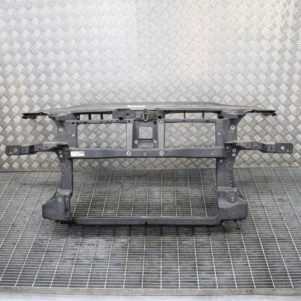 VW PASSAT B6 3C2 2007 Slam Panel Frame Kit 3C0010409J