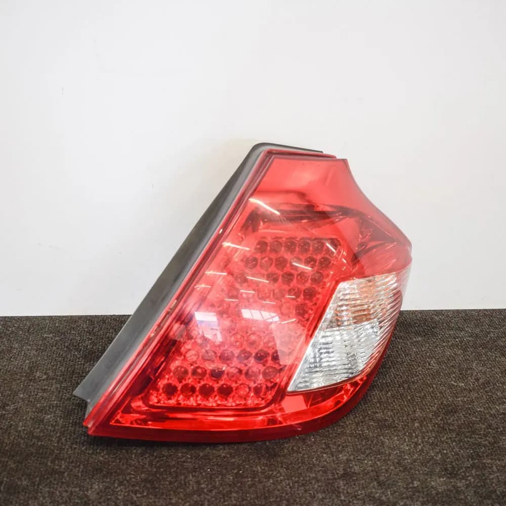 KIA CEED Hatchback Rear Right Side Tail Light ED 2011