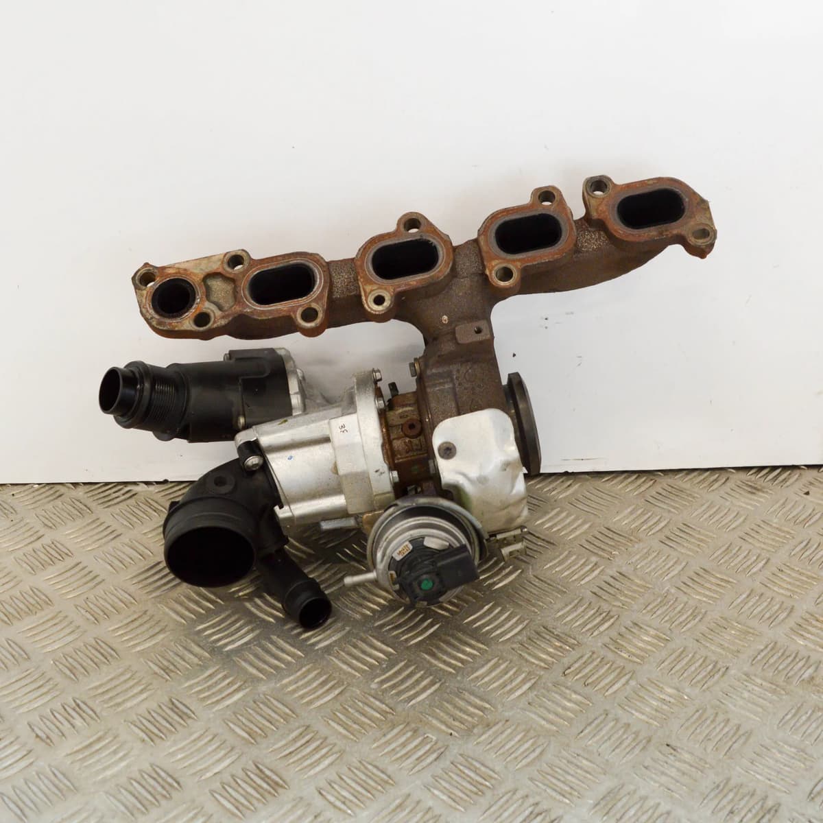 VW GOLF MK7 AU 1.6TDI 77KW Turbocharger 809278-0001 04L971501C 2015