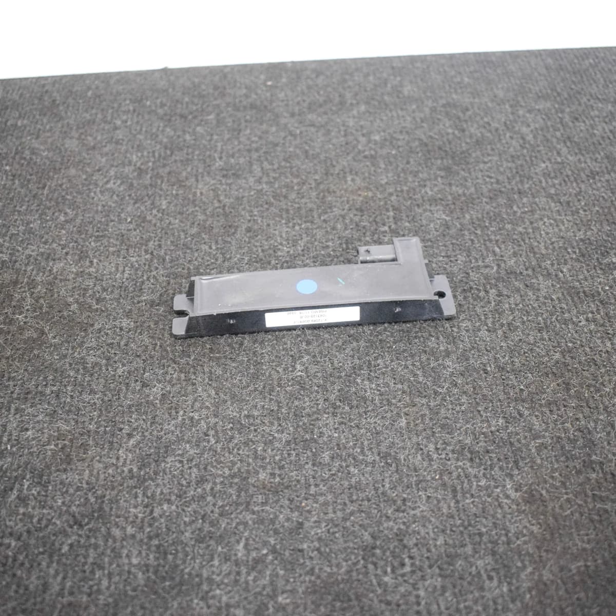 Tesla Model X Rear Bumper Antenna 	1043129-00-B 2016 90D