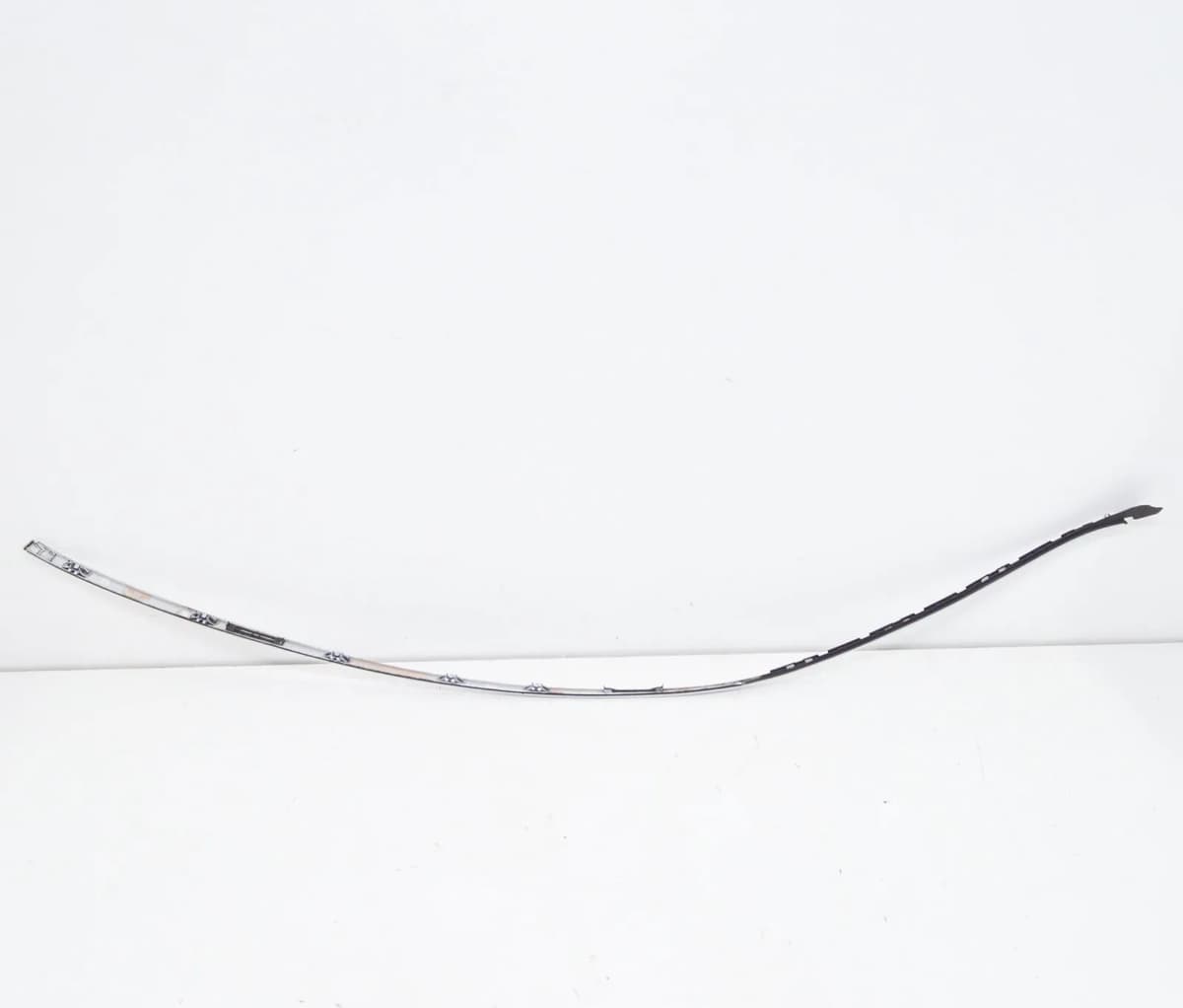 MERCEDES-BENZ E W212 Right Side Roof Lining Strip A2126900682 2009