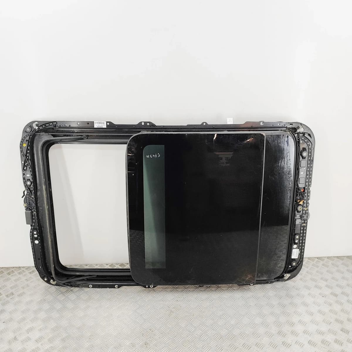 CUPRA LEON Sportstourer KL8, KU8, KUD Sunroof 5FE877041G 2.0 Petrol 33098714