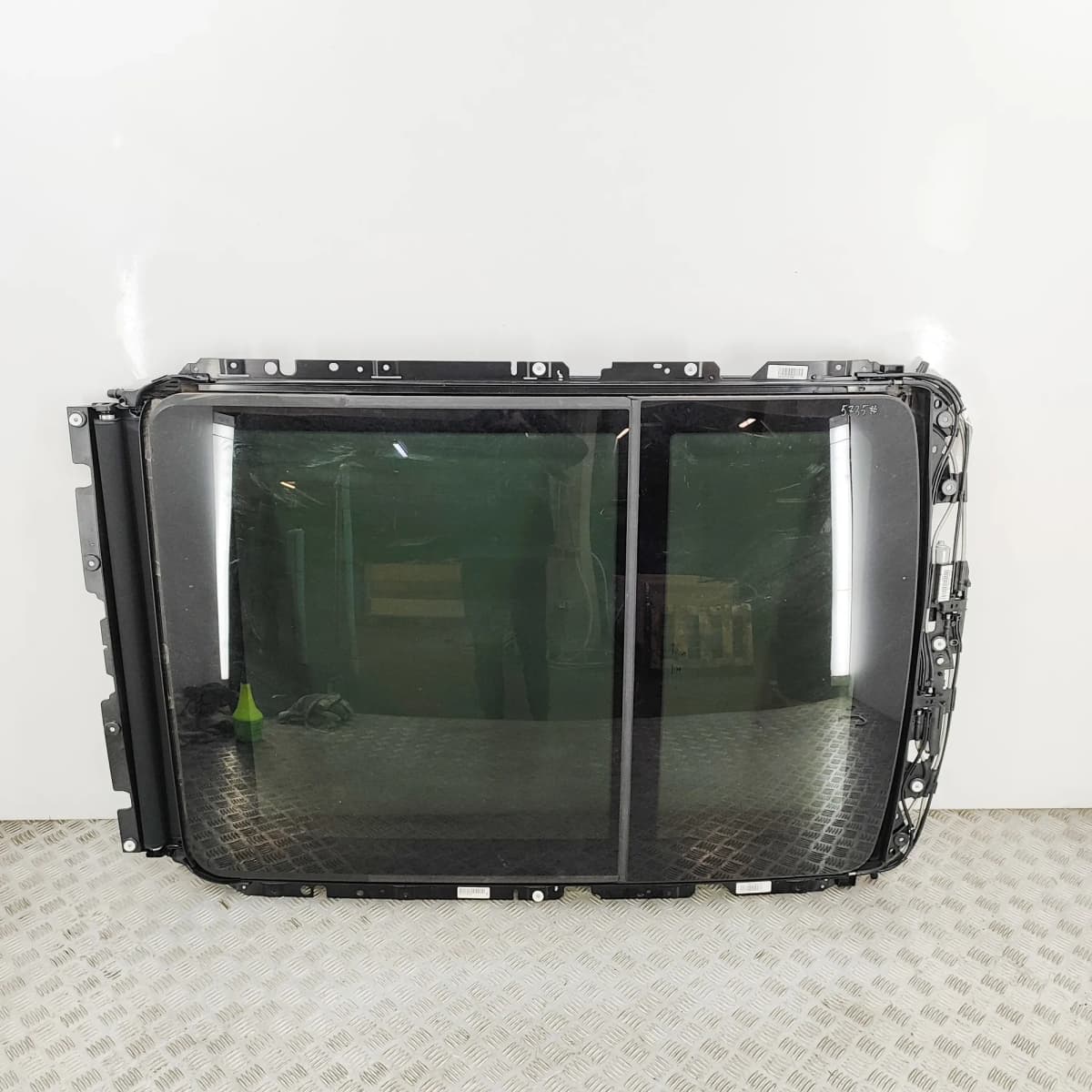 BMW iX3 G08 Sunroof 9466787 Electricity 210kW 2024 33118902