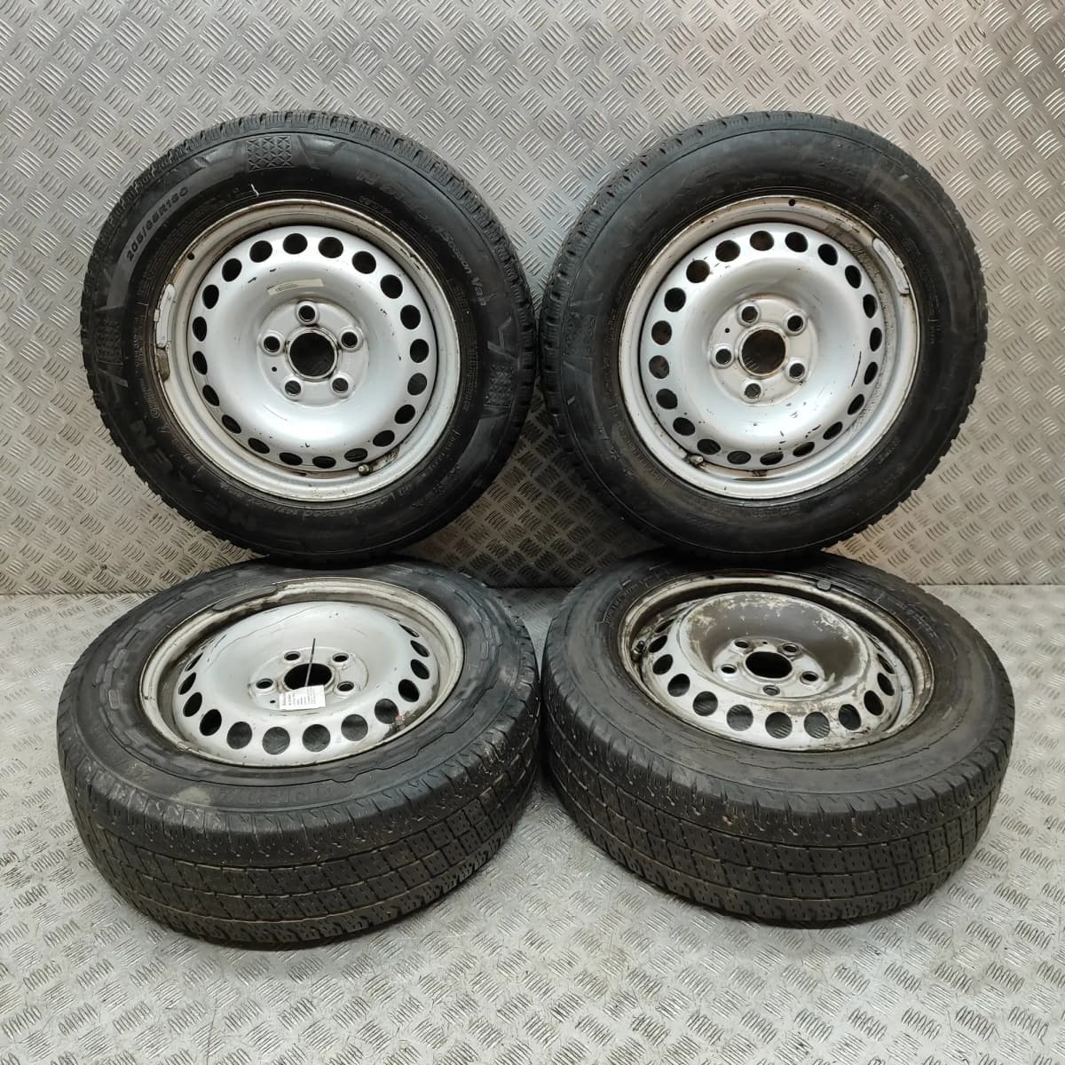 VW TRANSPORTER T6 Furgon SGA, SGH Wheel Set 7F0601027 33184279