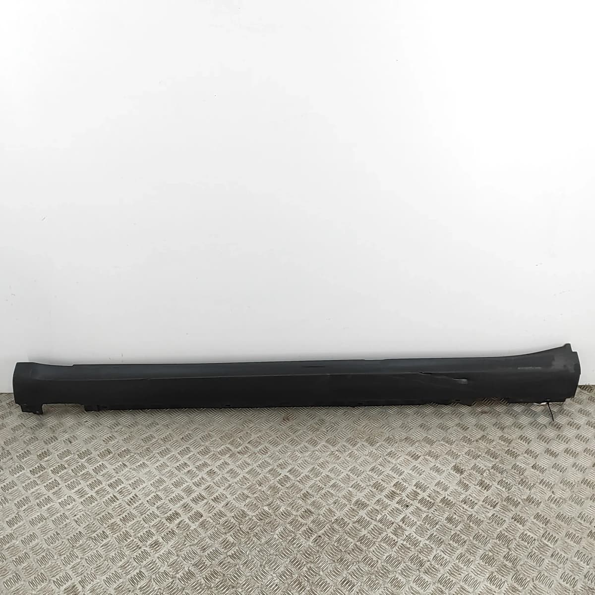 PORSCHE MACAN 95B Left Side Plastic Sideskirt Cover 95B853553A 2015 33321921