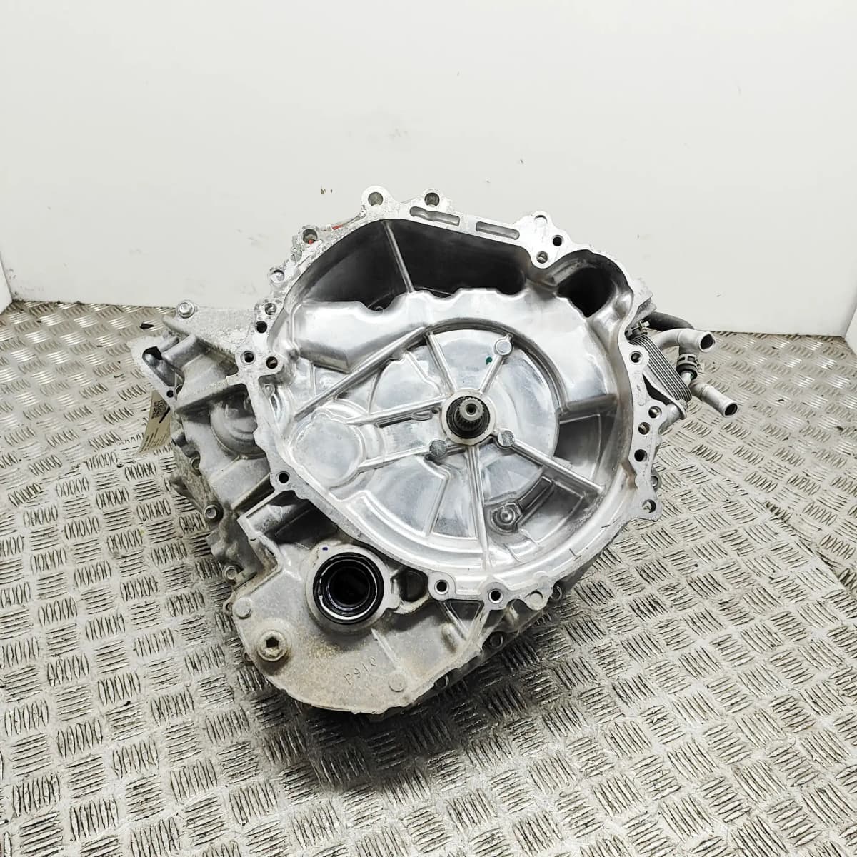 TOYOTA YARIS CROSS MXP Gearbox CVT 1.5 Petrol / electricity 85kw 2022 33325865
