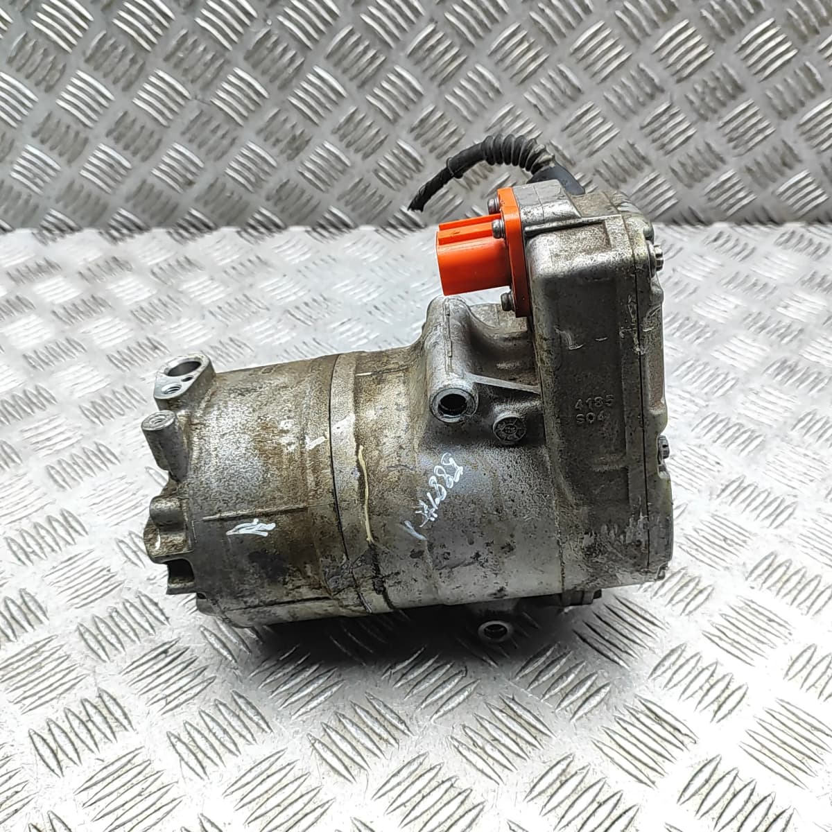 VOLKSWAGEN TOUAREG CR Air Condition A/C Pump 4G0816797F 3.0 Hybrid 280kW 2023