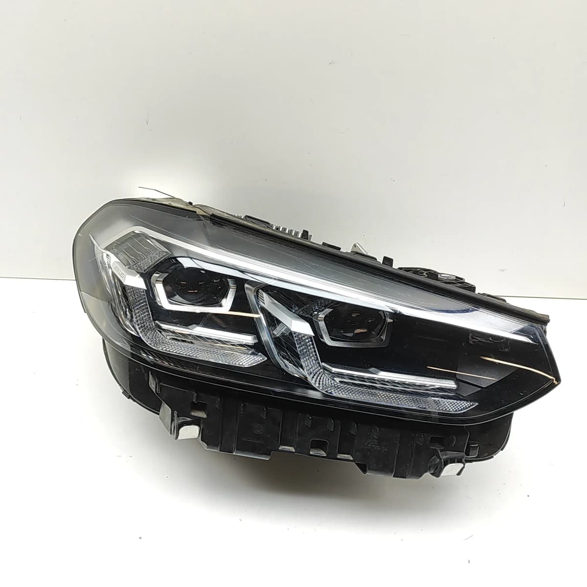 BMW iX3 G08 Front Right Headlight RHD 5A29208 Electricity 210kw 2024 33341751
