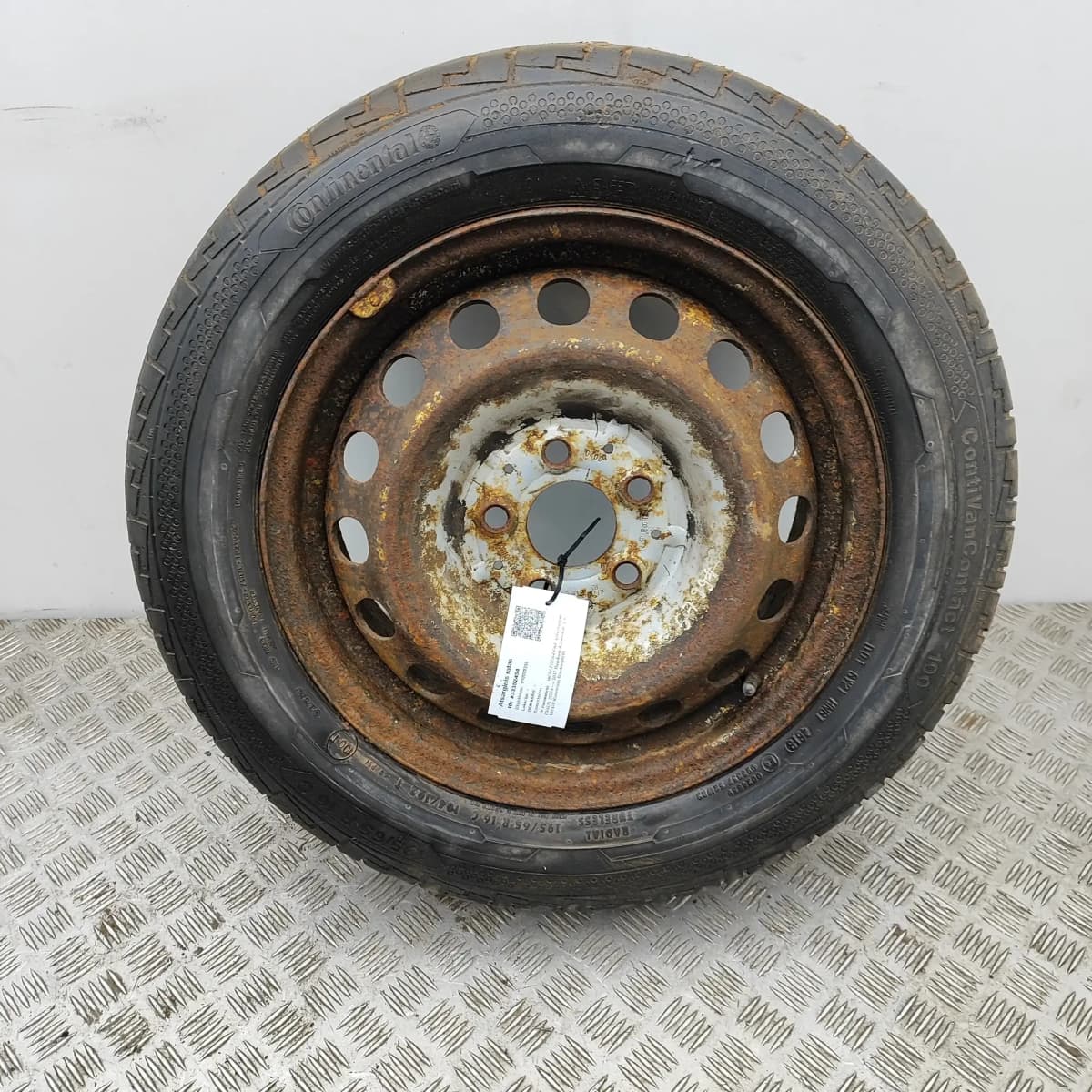 MERCEDES-BENZ VITO Furgon W447 Spare Wheel Space Saver A8394011802 33352454