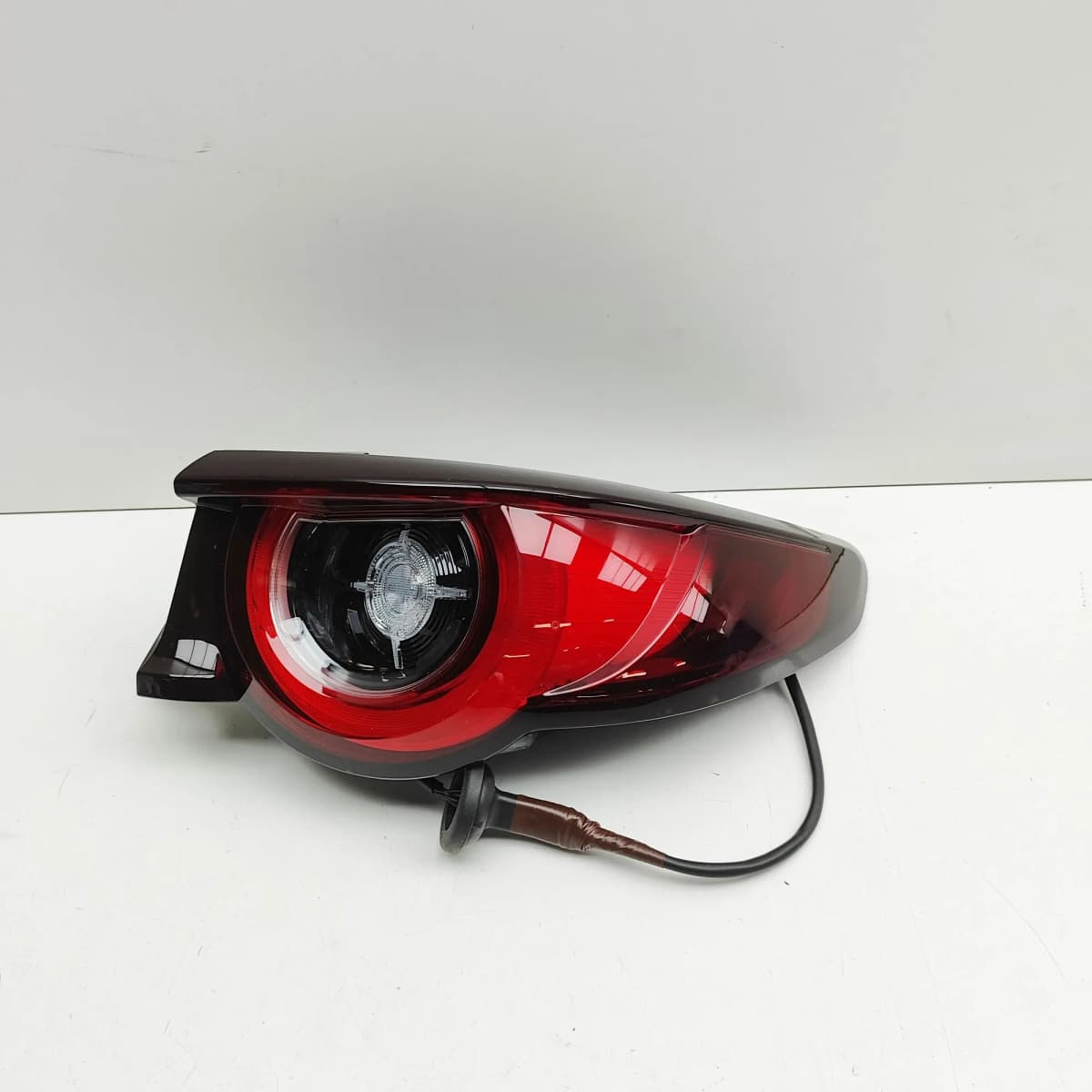 MAZDA 3 Hatchback BP Rear Right Tail Light  BGLB-51-150C 33353524