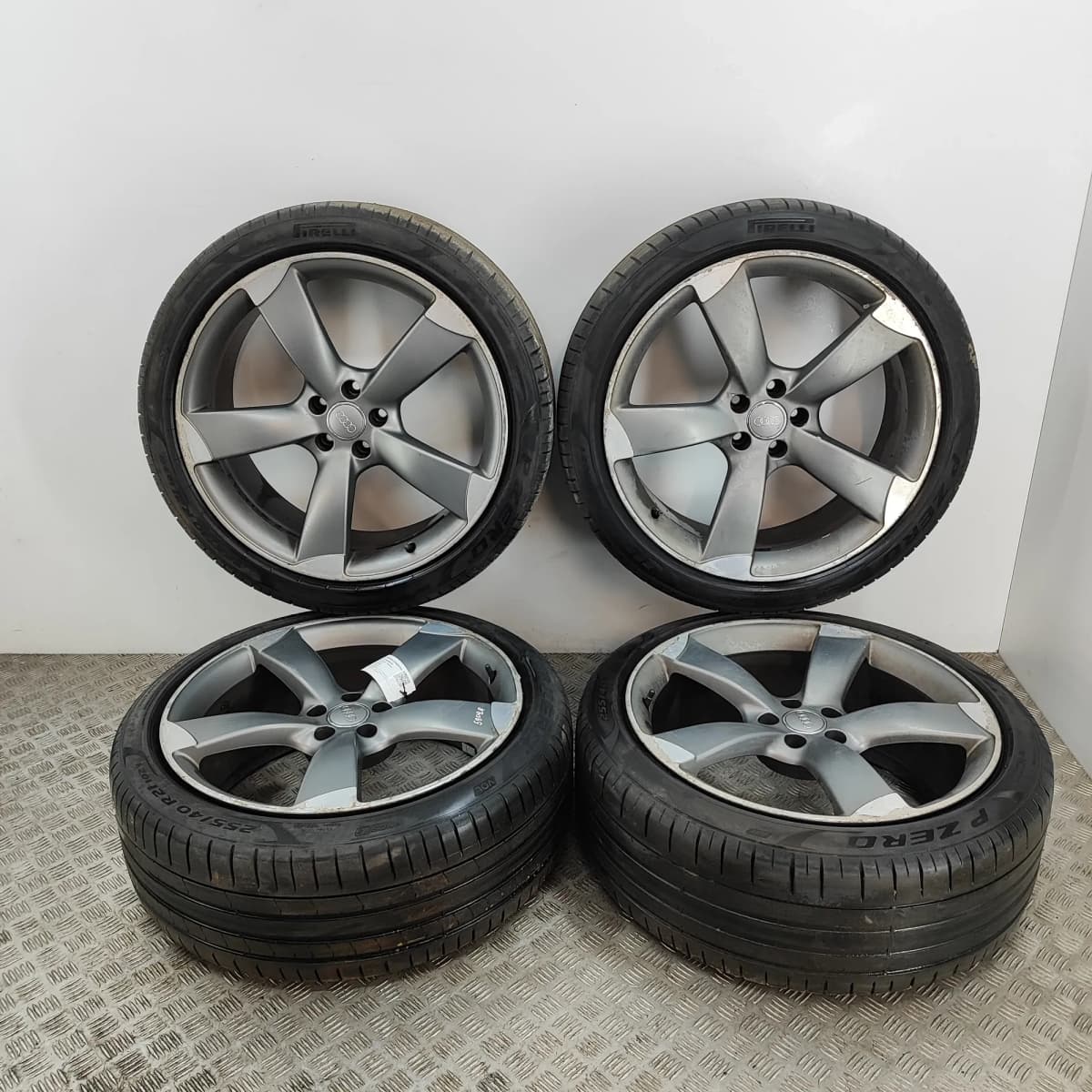 AUDI A8 D4 4H Alloy Wheel Set 4H0601025BA 3.0 Diesel 193kw 2016 33359139