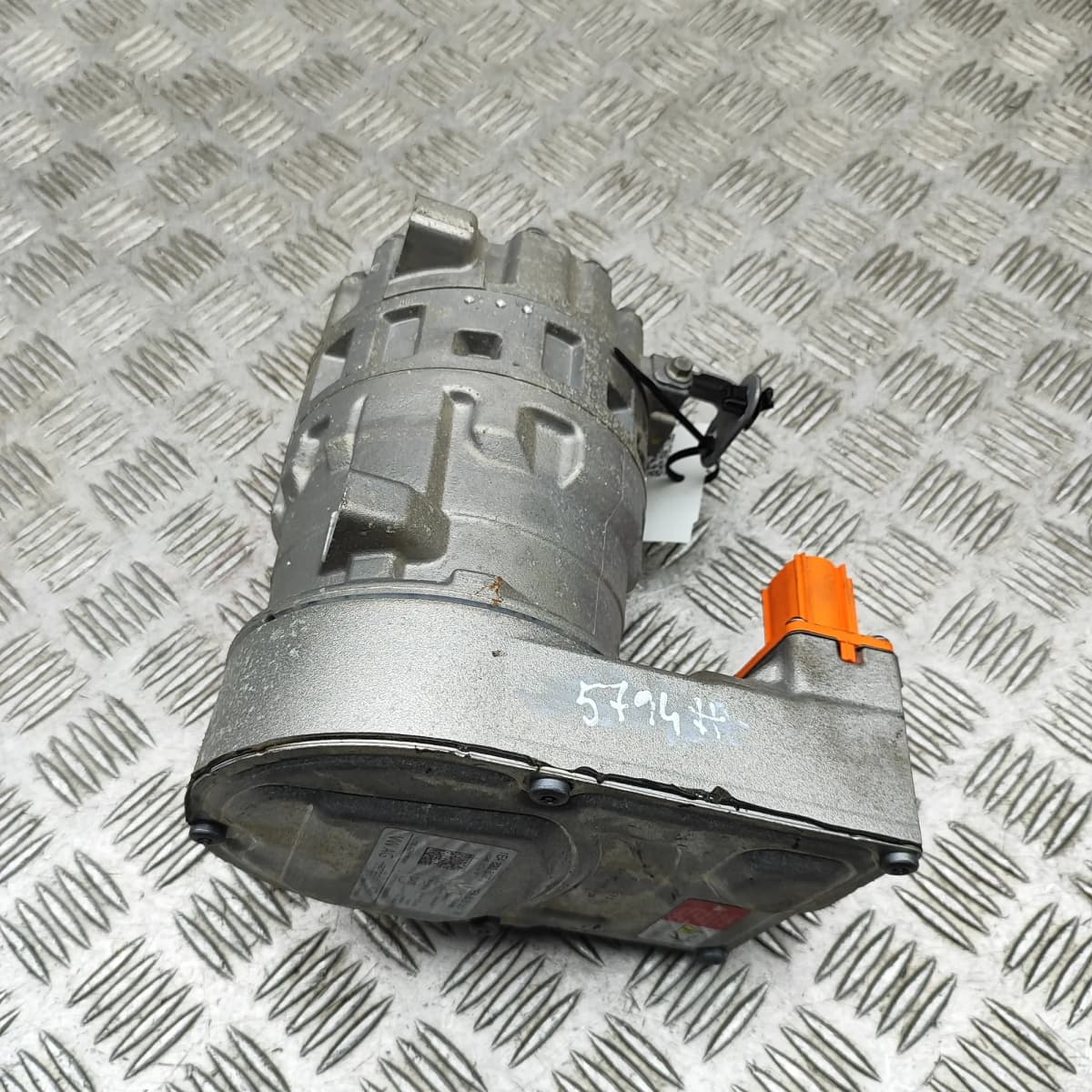 VOLKSWAGEN ID.4 E21 Air Condition A/C Pump 1EA816551M Electricity 210kW 2025