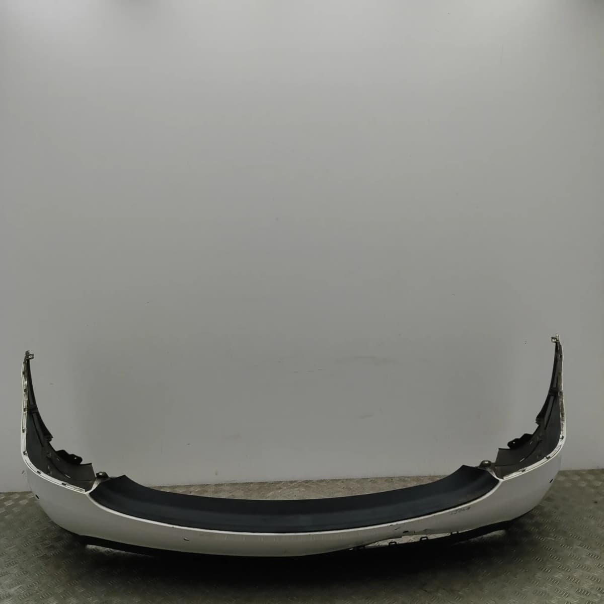 TESLA MODEL X Rear Bumper 1058354-00-D Electricity 385kW 2017 33378120