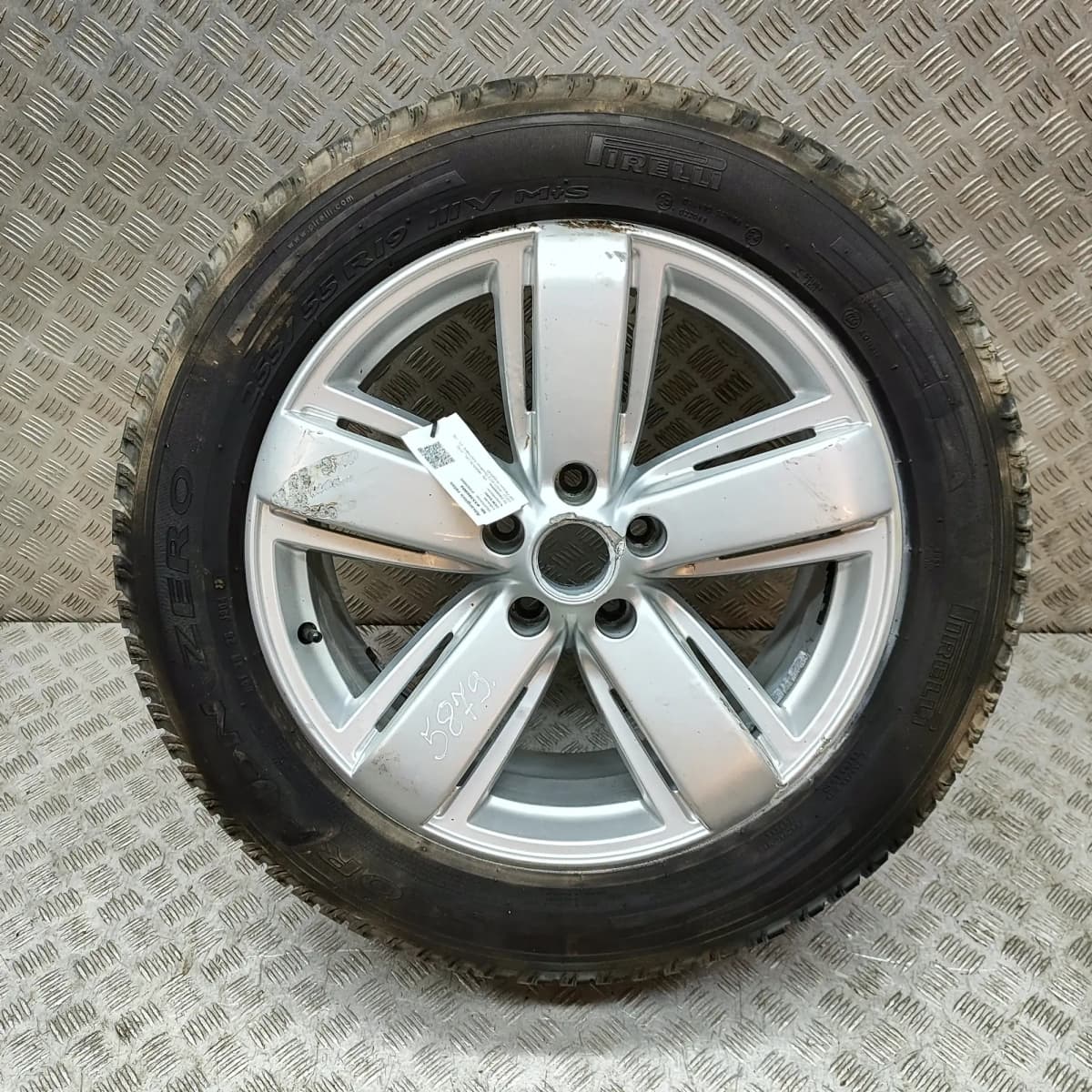 VW AMAROK 2H, S1B Spare Wheel Space Saver 2H0601025Q 2.0 Diesel 132kw 33380904