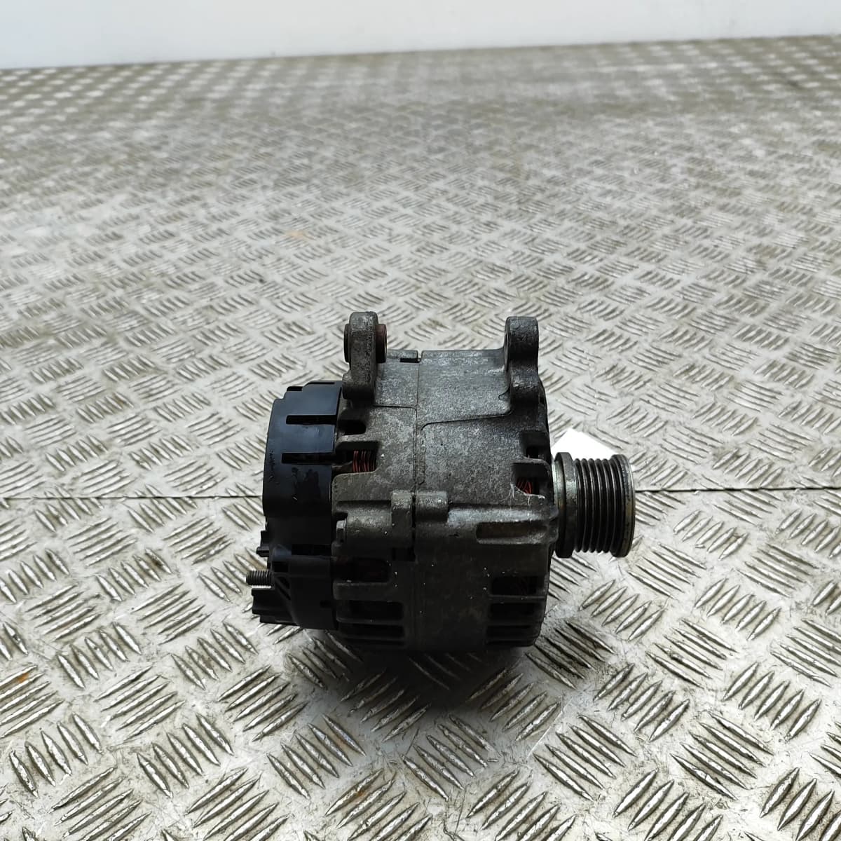 VOLKSWAGEN AMAROK 2H MK1 Alternator Generator 03L903024T 2.0 Diesel 132kW 2013