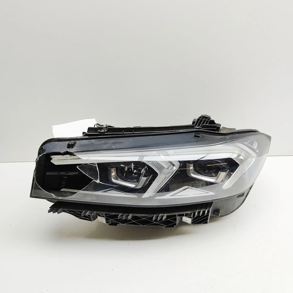 BMW 3 Touring G21 Front Left Headlight 5A4F751 RHD 2022 33388287