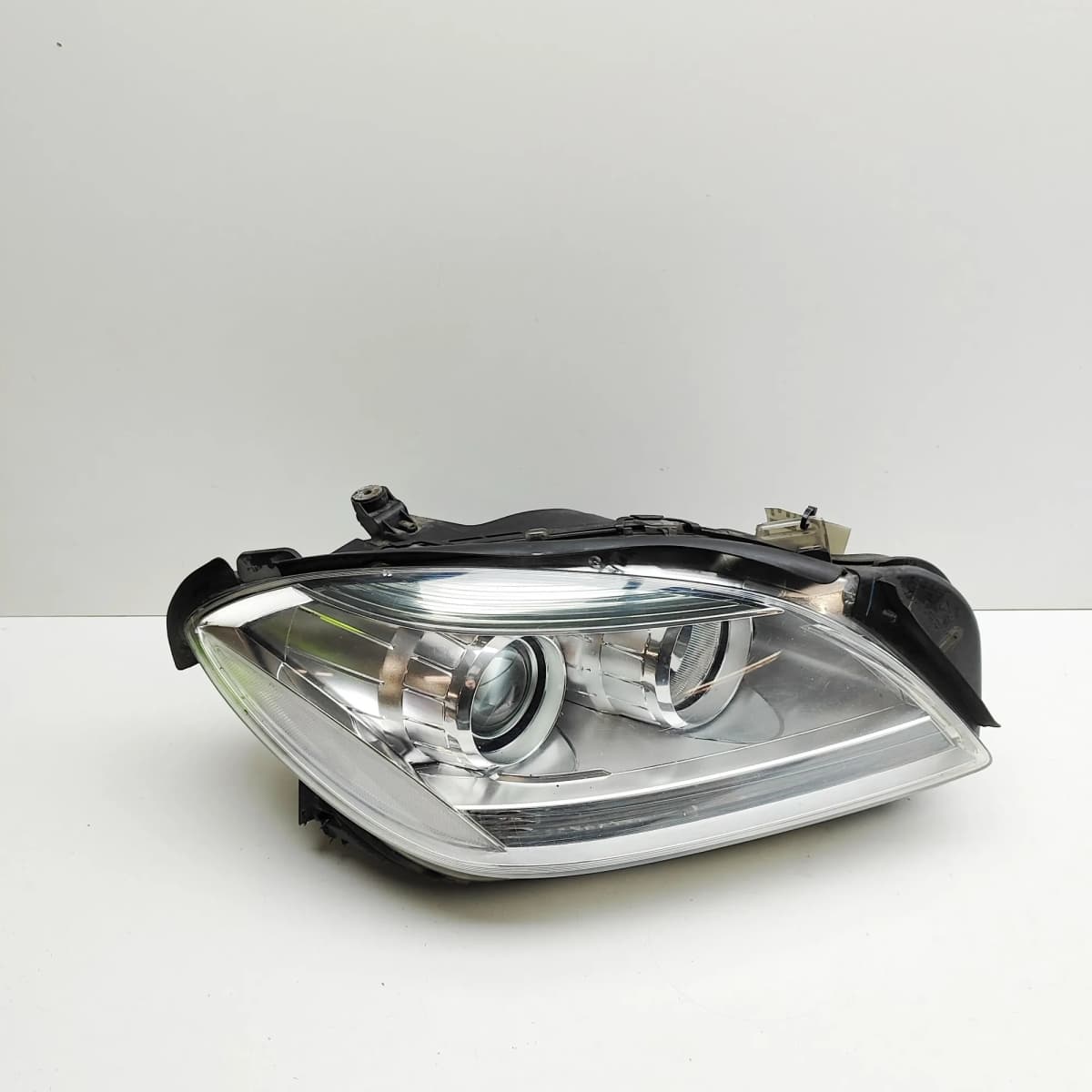 MERCEDES-BENZ M W166 Front Right Headlight A1668204959 RHD 2012 33388291
