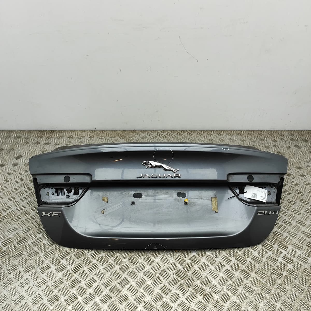 JAGUAR XE X760 Tailgate Bootlid GX7340110AF 2.0 Diesel 132kW 2016 33391560