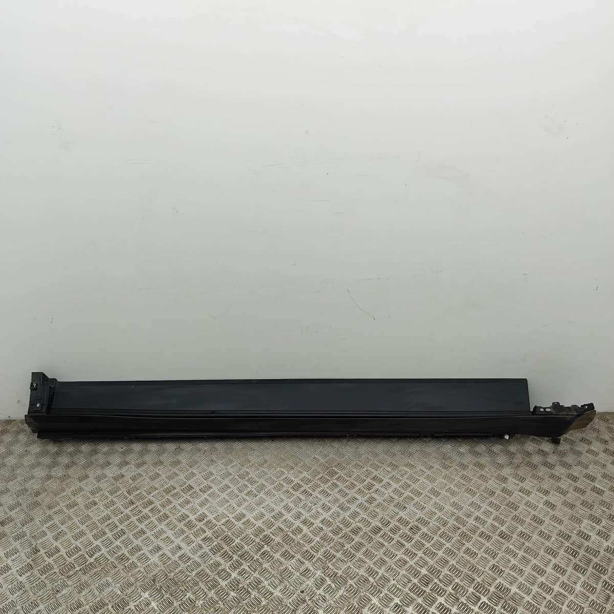 FORD USA Mustang Mach-E RH Side Plastic Sideskirt Cover LJ8BR10154AAW 33437202