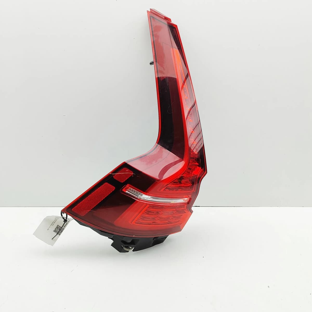 VOLVO V60 MK2 Rear Left Tail Light 32291358 RHD 2023 33505183