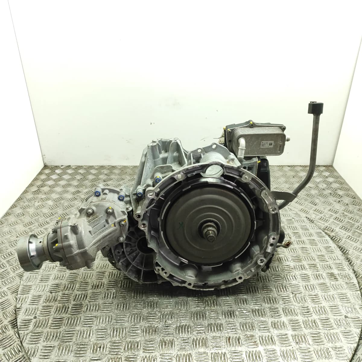 MERCEDES-BENZ GLA X156 Gearbox R2463715800 2.0 Petrol 155kw 2017 33517165