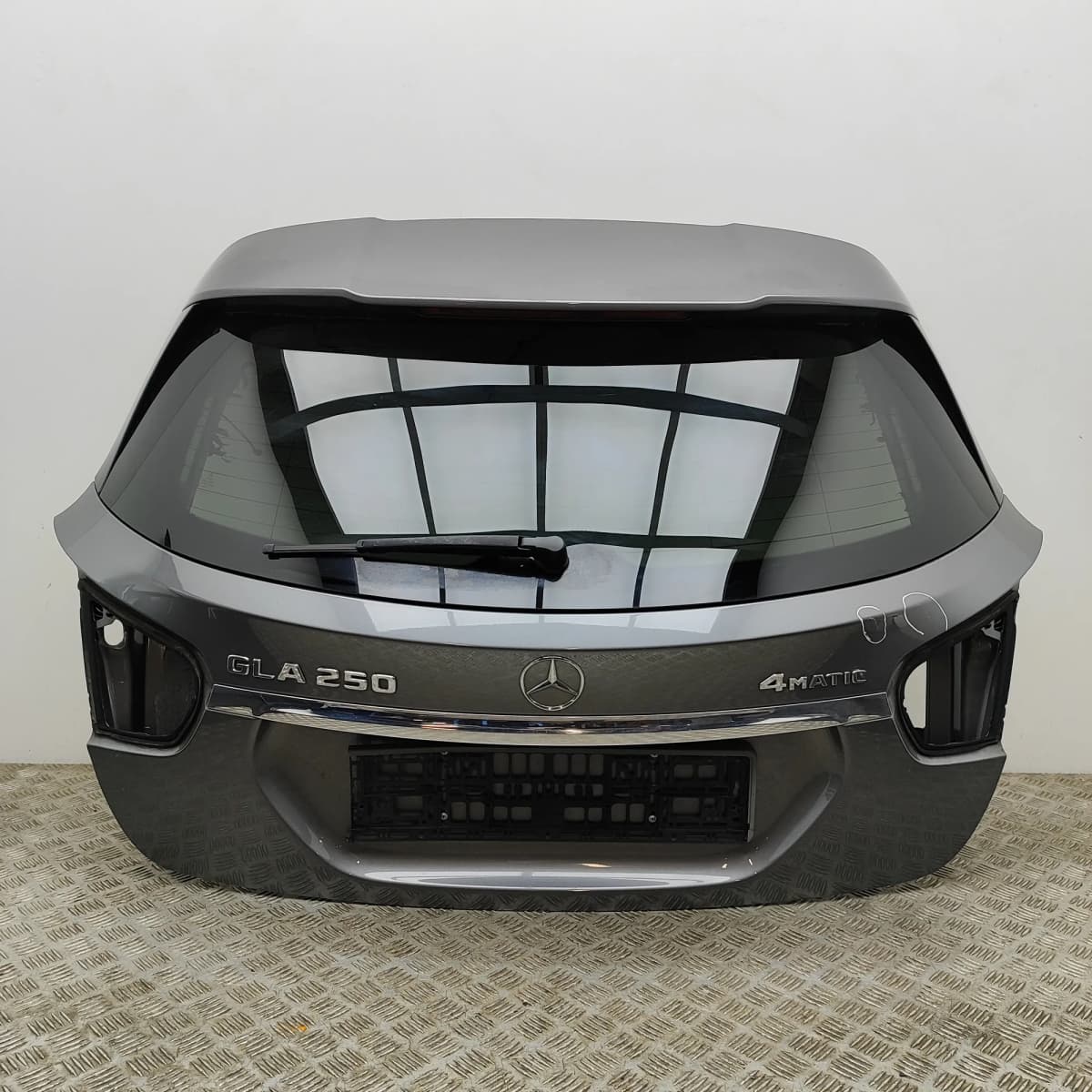 MERCEDES-BENZ GLA X156 Tailgate Bootlid A1567401300 2.0 Petrol 155kw 33517445
