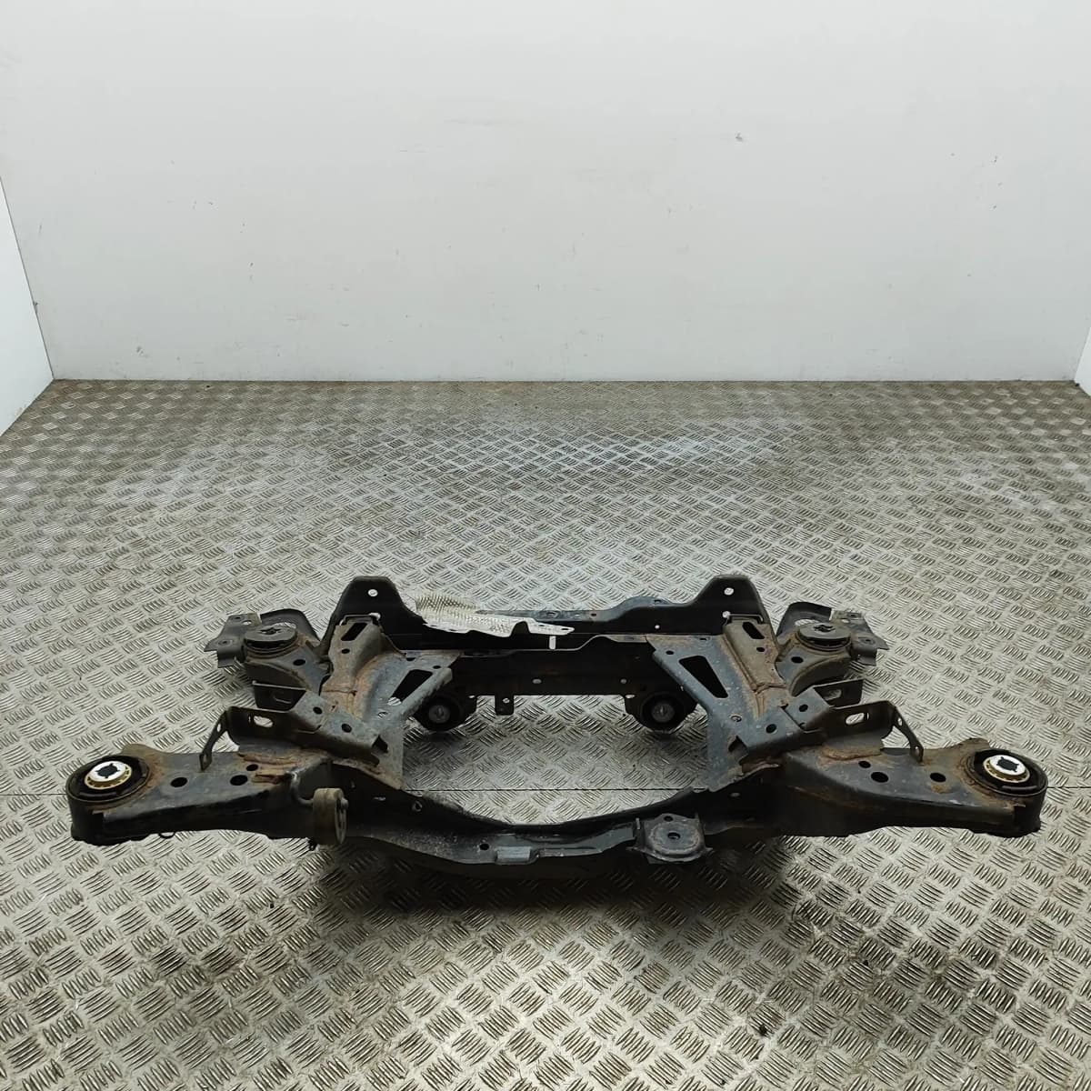 VOLVO V60 MK2 Rear Subframe 32315790 2.0 Hybrid 220kW 2021 33517578