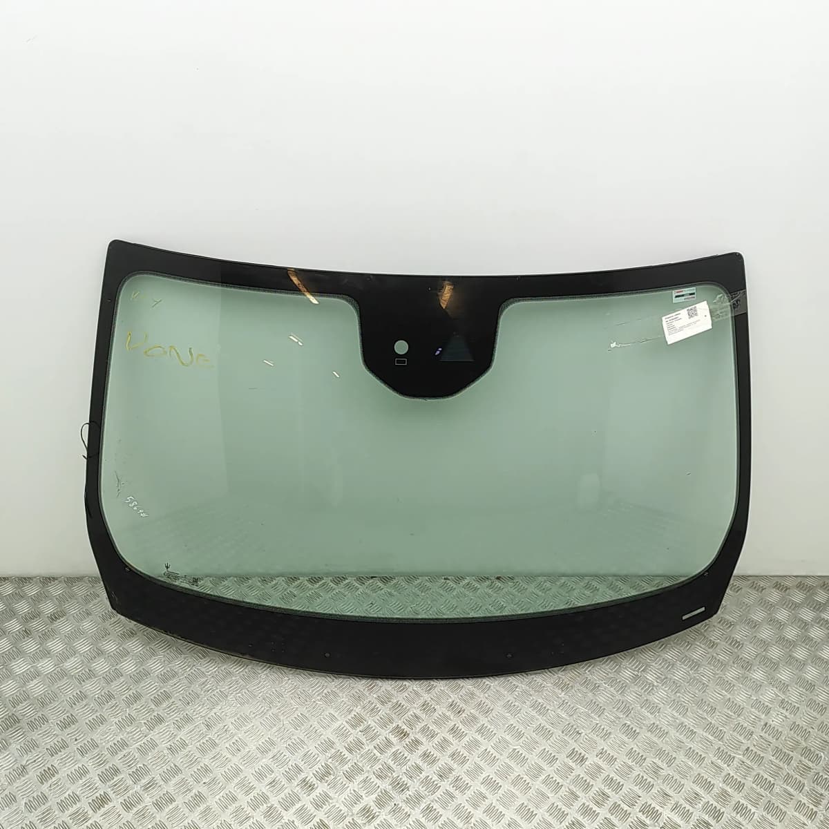 MASERATI LEVANTE SUV M161 Front Windshield AS1 670106481 2019 33522667