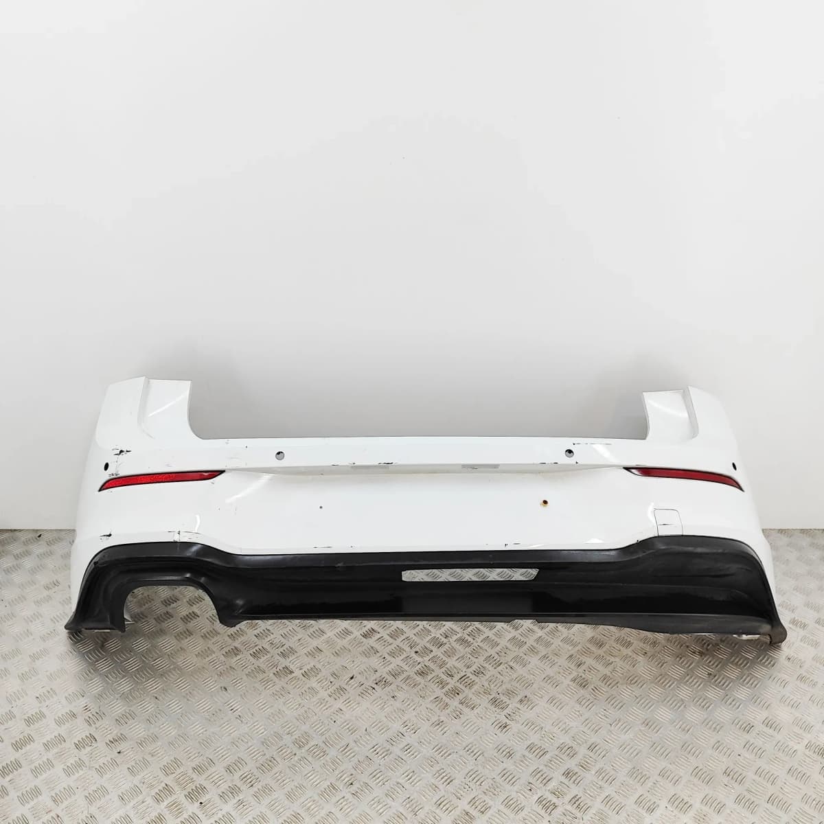 VOLKSWAGEN GOLF MK8 CD1 Rear Bumper 5H6807417S 2.0 Diesel 147kW 2020 33532171