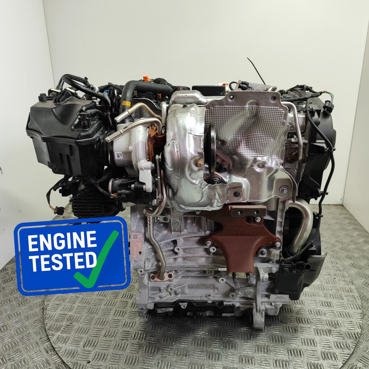 VOLVO XC40 Engine Motor B420T4 2.0 Hybrid 120kW 2024 33540632
