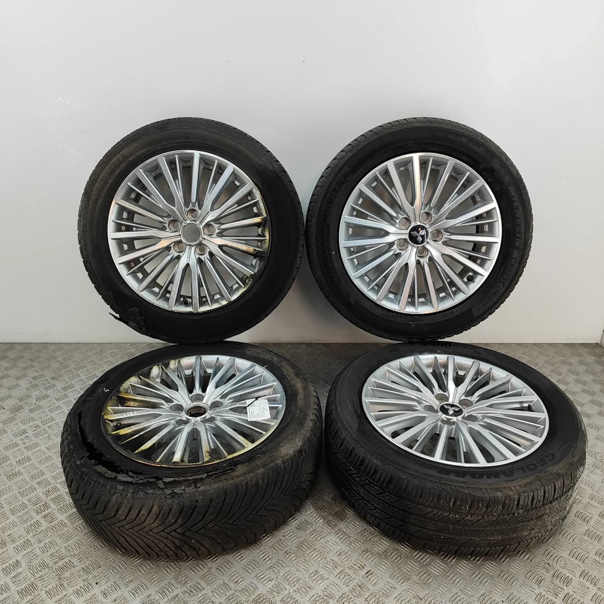 MITSUBISHI OUTLANDER MK3 GGW, GFW, ZJ Alloy Wheel Set 4250F624 33569094