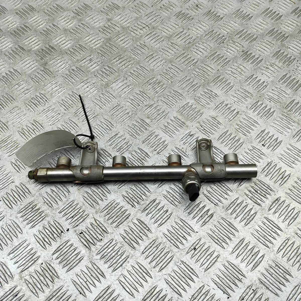 AUDI A5 F5 MK2 Fuel Rail 06L133317N 2.0 Petrol 140kW 2017 33570776