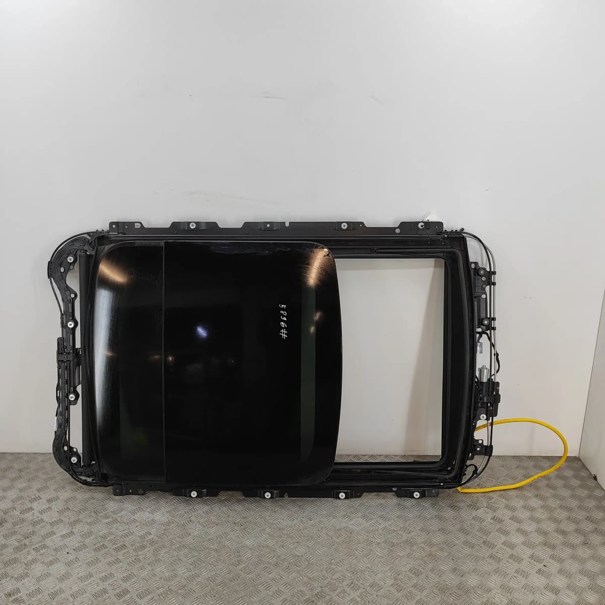 VOLVO XC90 MK2 Sunroof AS3 32378422 2.0 Hybrid 184kW 2025 33572241