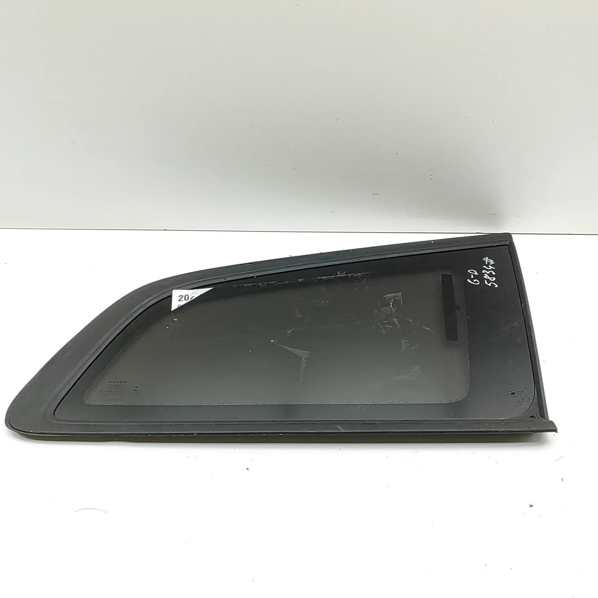 VOLVO V60 MK2 225, 227 Rear Right Quarter Window 32132157 33577789