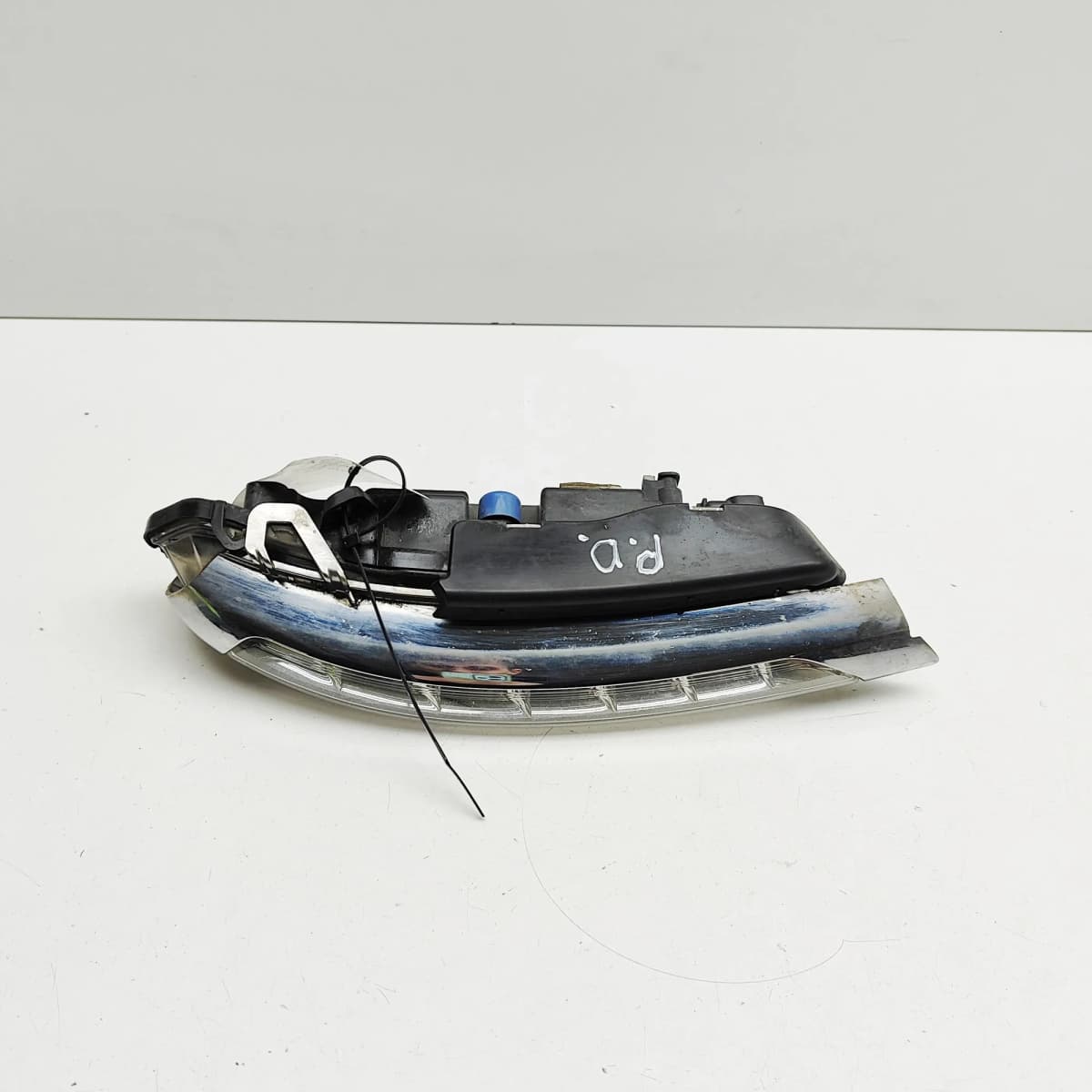 MERCEDES-BENZ CLS C218 Front Right Daytime Running Lamp A2218201856 2014
