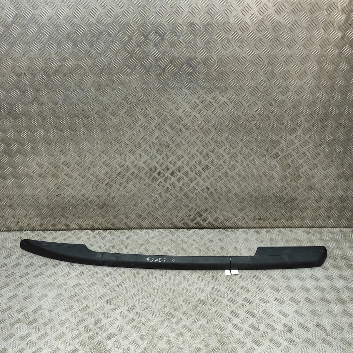 ISUZU D-MAX MK2 TFR, TFS Right Side Roof Rail 5867605544 2.5 Diesel 33604572