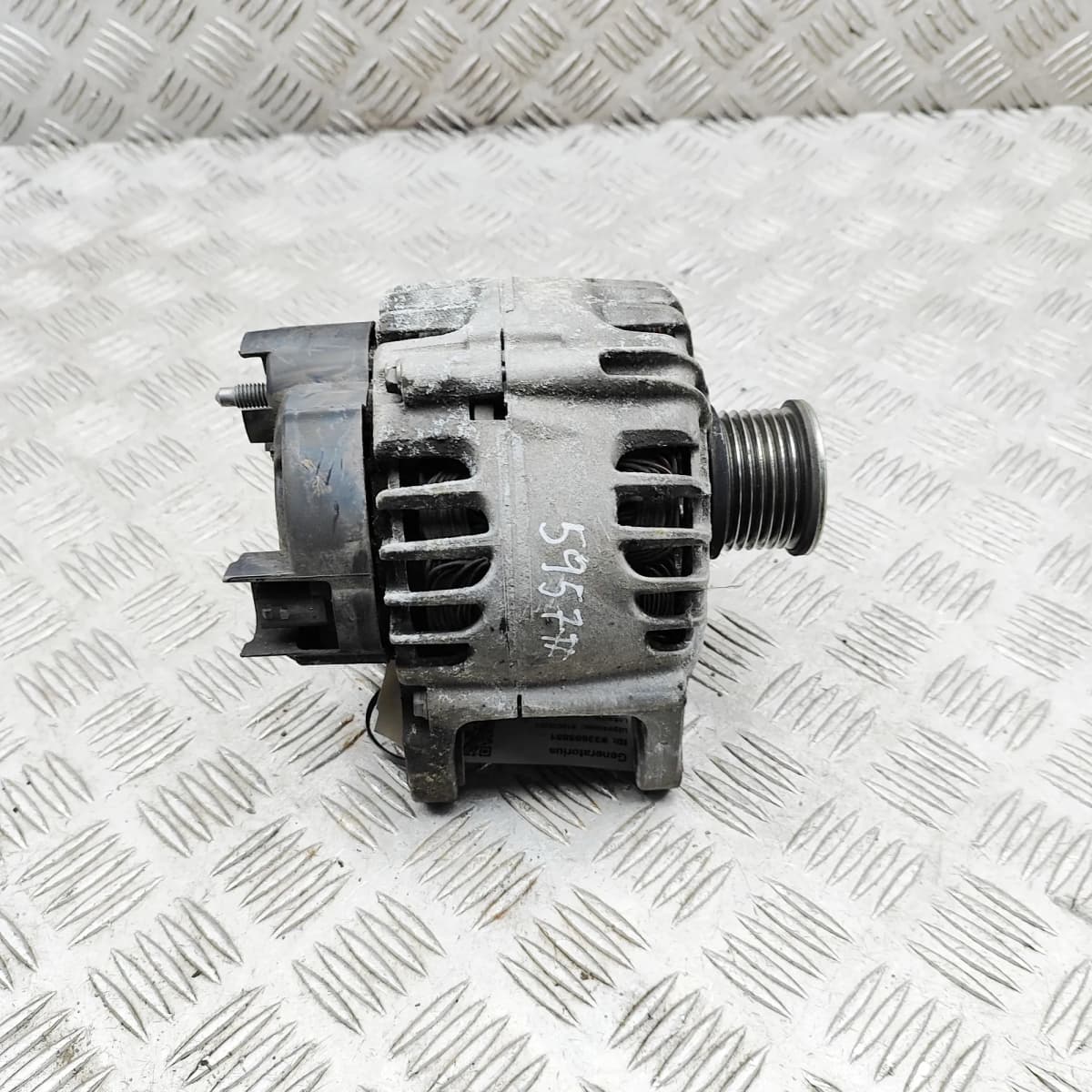 OPEL VIVARO Combi Alternator Generator 231008633R 1.6 Diesel 85kw 2015 33605851